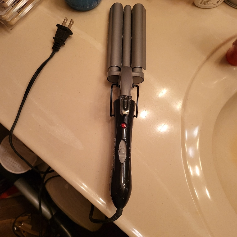 A hair Crimper7